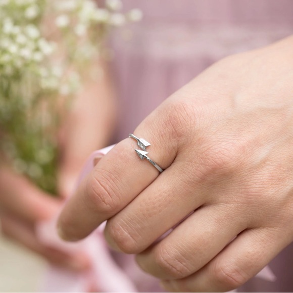 Arrow Wrap Around 925 Sterling Silver Ring - Picture 2 of 2